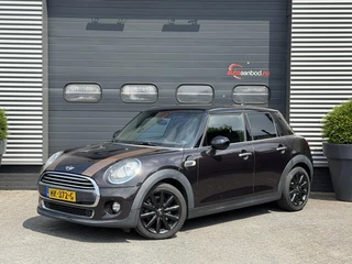 Hoofdafbeelding MINI 5-deurs MINI 5-Deurs 1.2 One Salt Business | Navigatie | Parkeersensoren | Airco | 17 Inch Lichtmetalen Velgen |