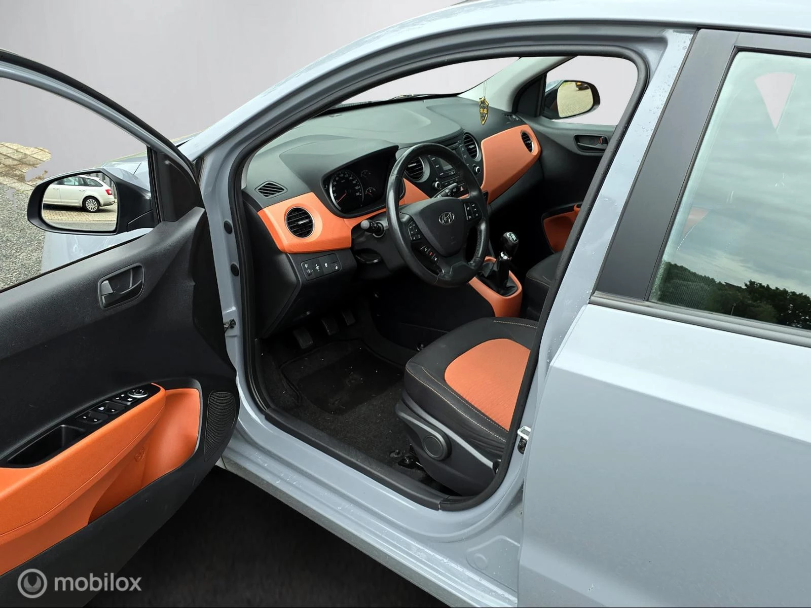 Hoofdafbeelding Hyundai i10