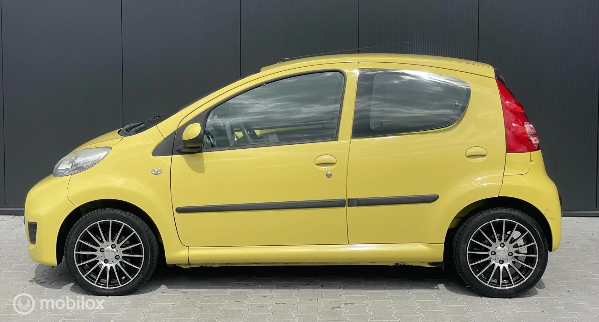 Hoofdafbeelding Peugeot 107