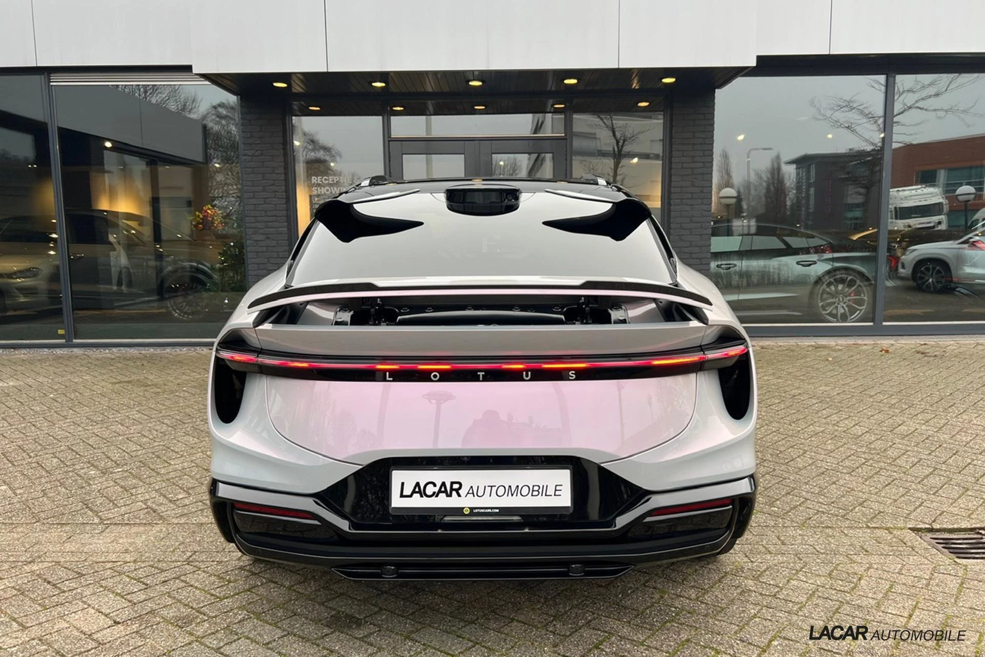 Hoofdafbeelding Lotus Eletre