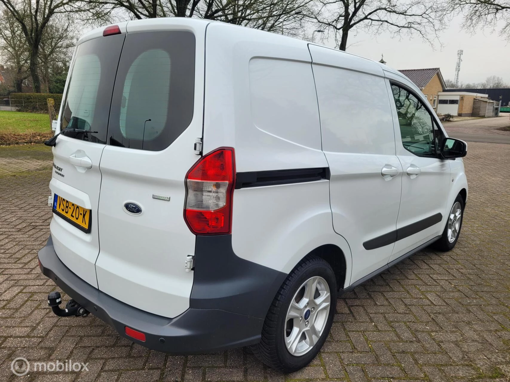 Hoofdafbeelding Ford Transit Courier