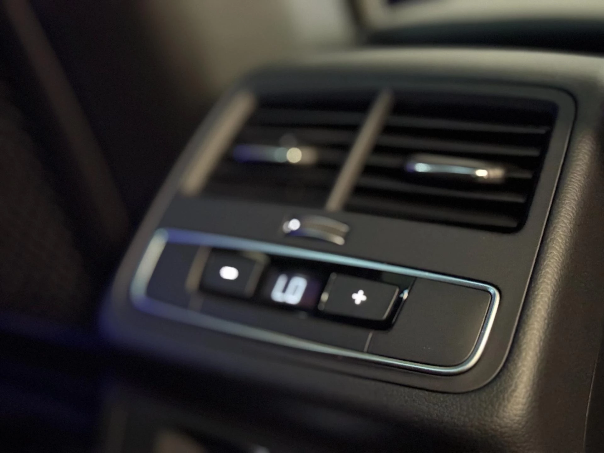 Hoofdafbeelding Audi S4