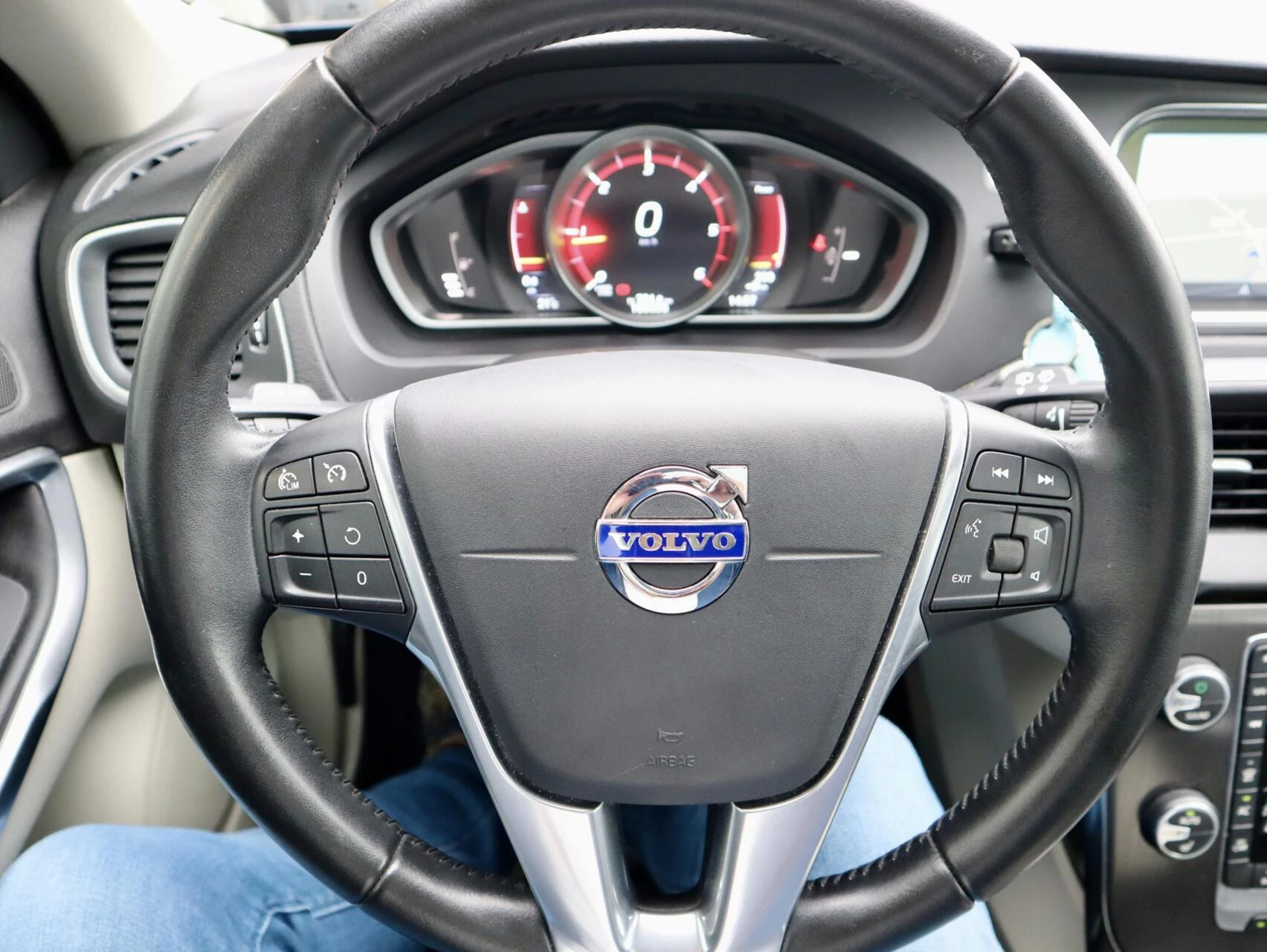 Hoofdafbeelding Volvo V40