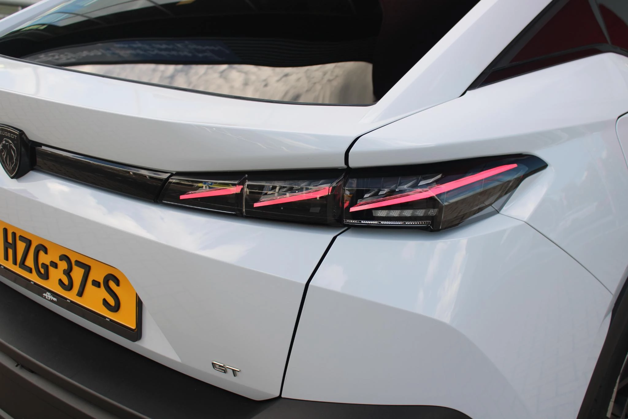 Hoofdafbeelding Peugeot 408