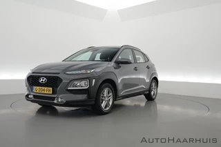 Hyundai Kona 1.0 T-GDI Comfort | Cruise Contr. | Camera | Trekhaak | CarPlay | All seasons | Clima