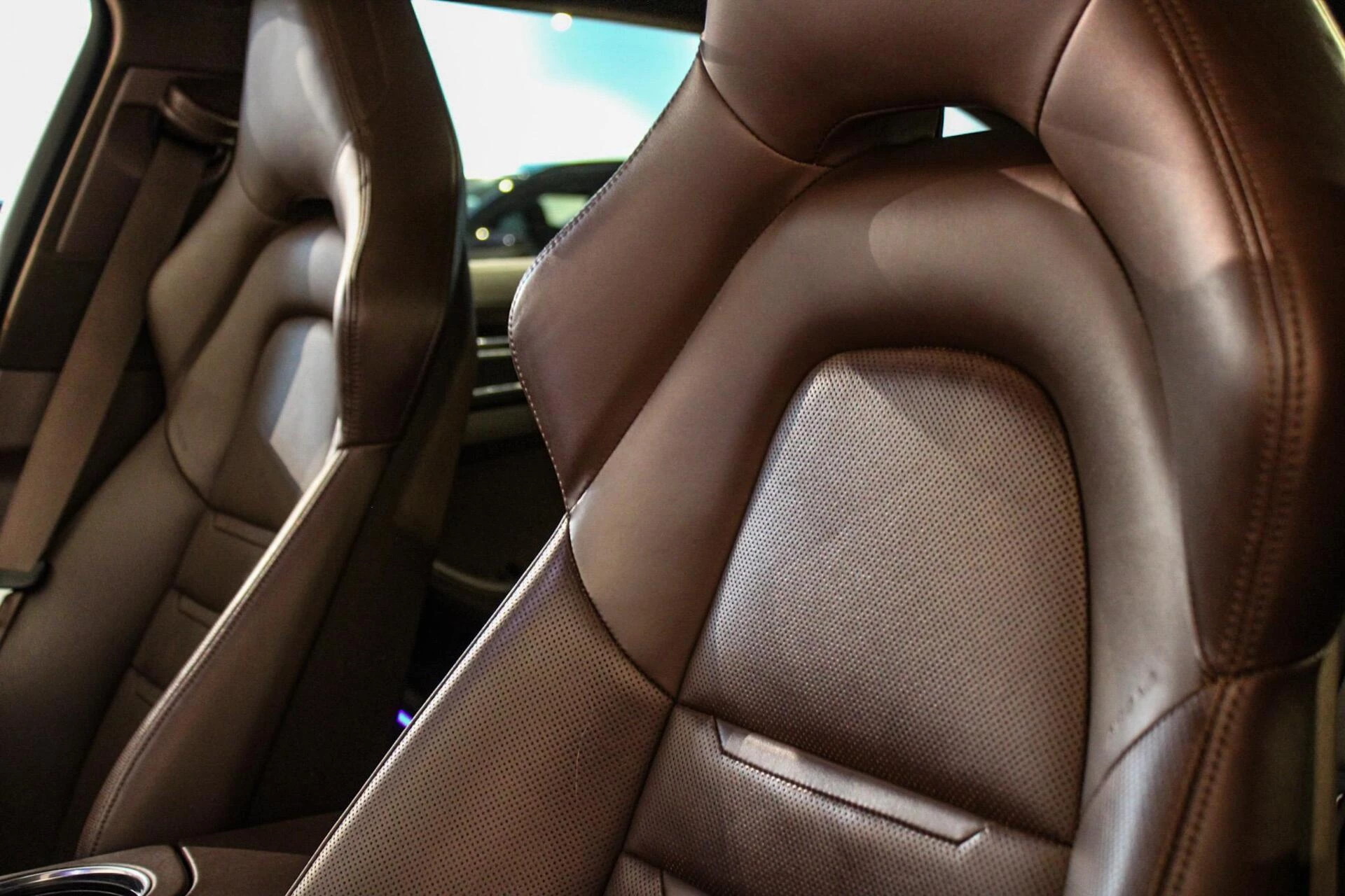 Hoofdafbeelding Porsche Panamera