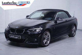 BMW 2-serie Cabrio 218d High Executive Leder Navi Camera Bi-Xenon PDC v+a Stoelverwarming