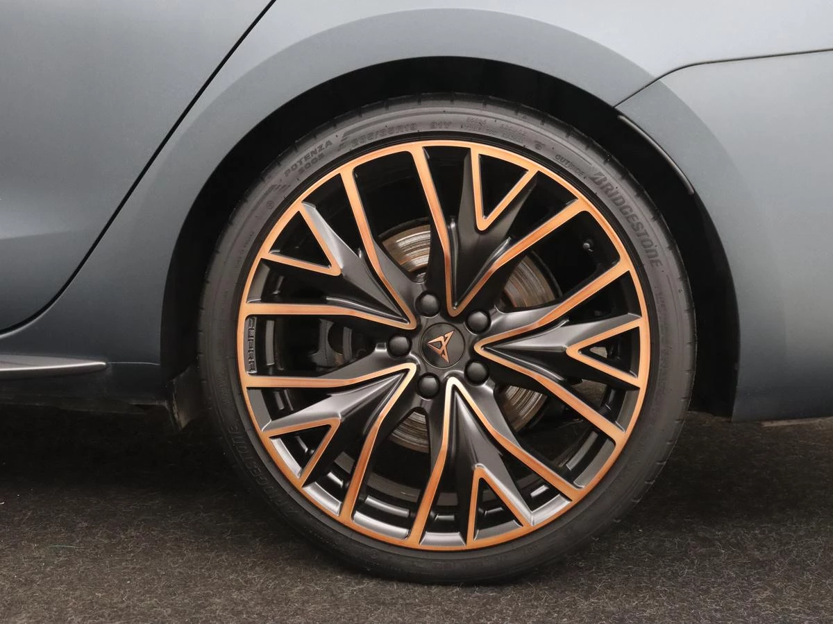 Hoofdafbeelding CUPRA Leon