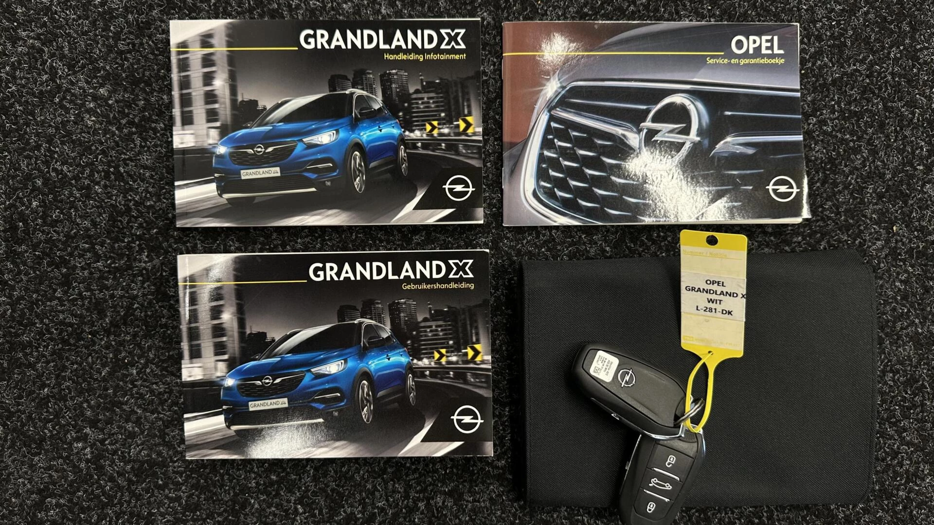 Hoofdafbeelding Opel Grandland X
