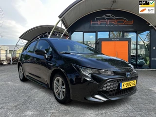 Hoofdafbeelding Toyota Corolla Toyota Corolla 1.8 Hybrid Active Apple CarPlay Adaptive Cruise NL-Auto 1e EIG Dealeronderhouden Rijklaarprijs!