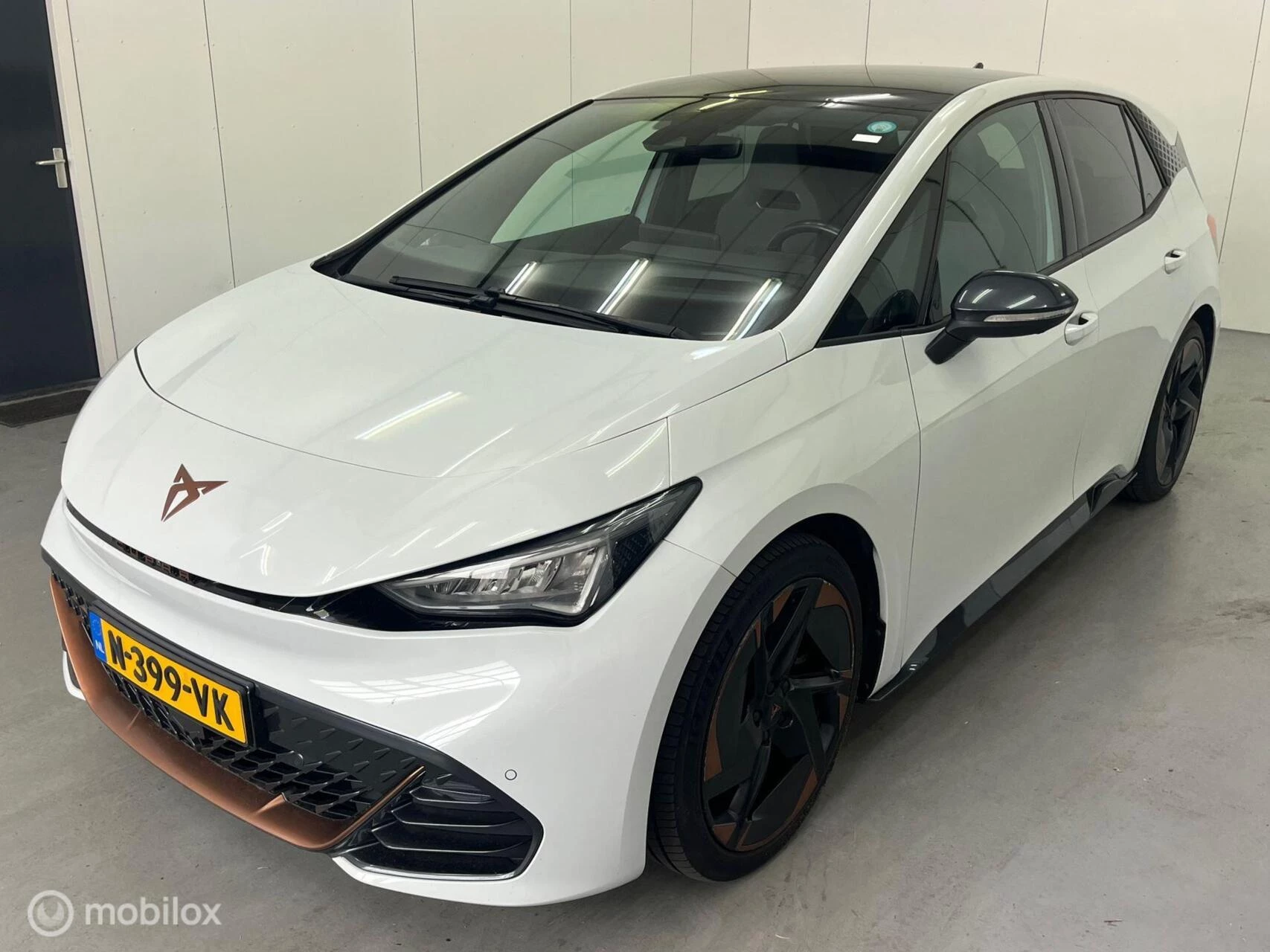 Hoofdafbeelding CUPRA Born
