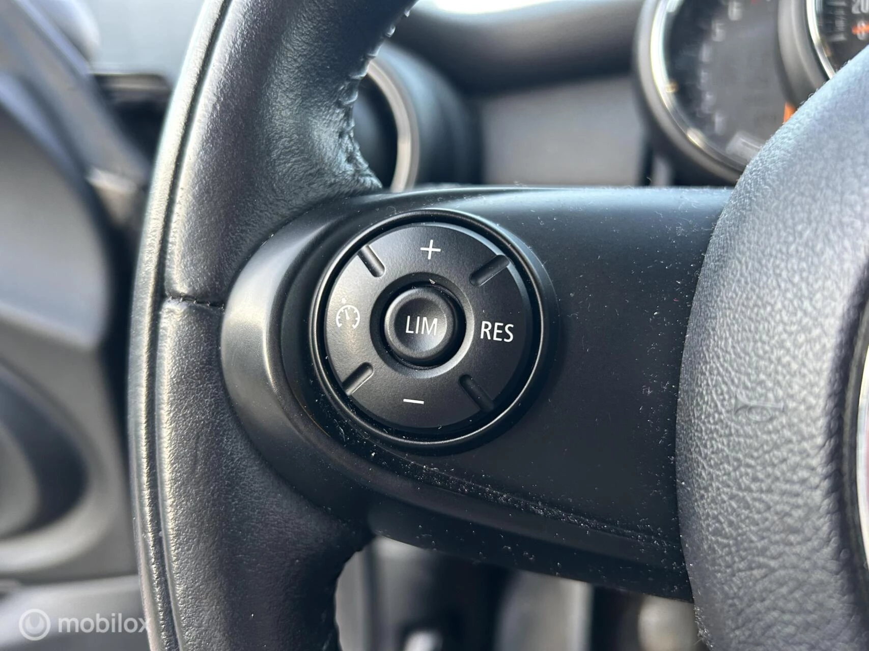 Hoofdafbeelding MINI One