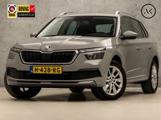 Škoda Kamiq 1.0 TSI Sport Automaat (APPLE CARPLAY, GETINT GLAS, CRUISE, TREKHAAK, SPORTSTOELEN, PARKEERSENSOREN, LED KOPLAMPEN, LANE ASSIST, DAB+, NIEUWSTAAT)
