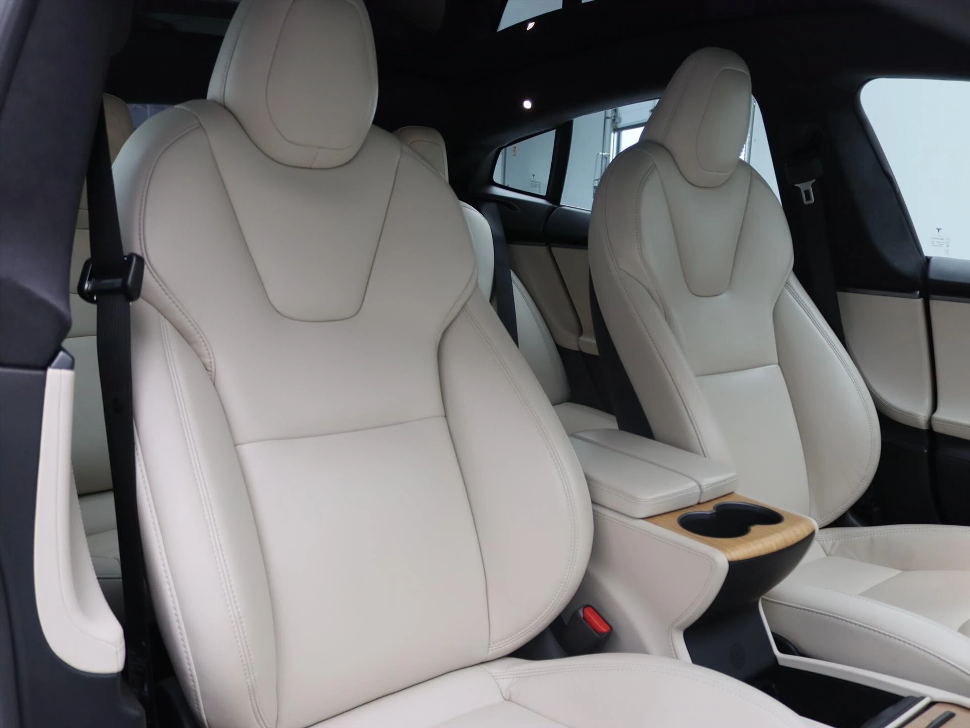 Hoofdafbeelding Tesla Model S