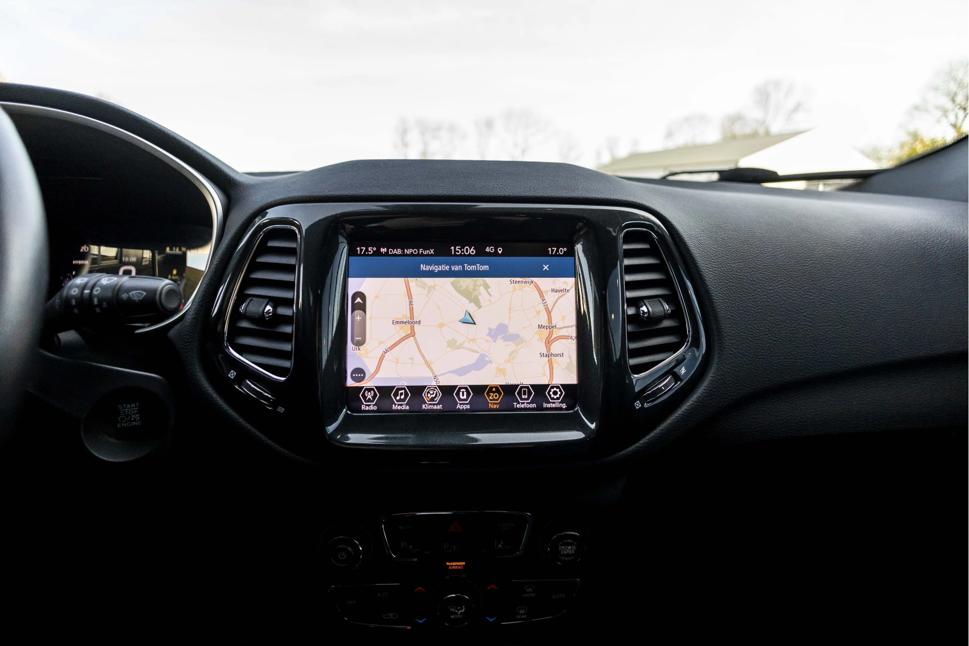 Hoofdafbeelding Jeep Compass