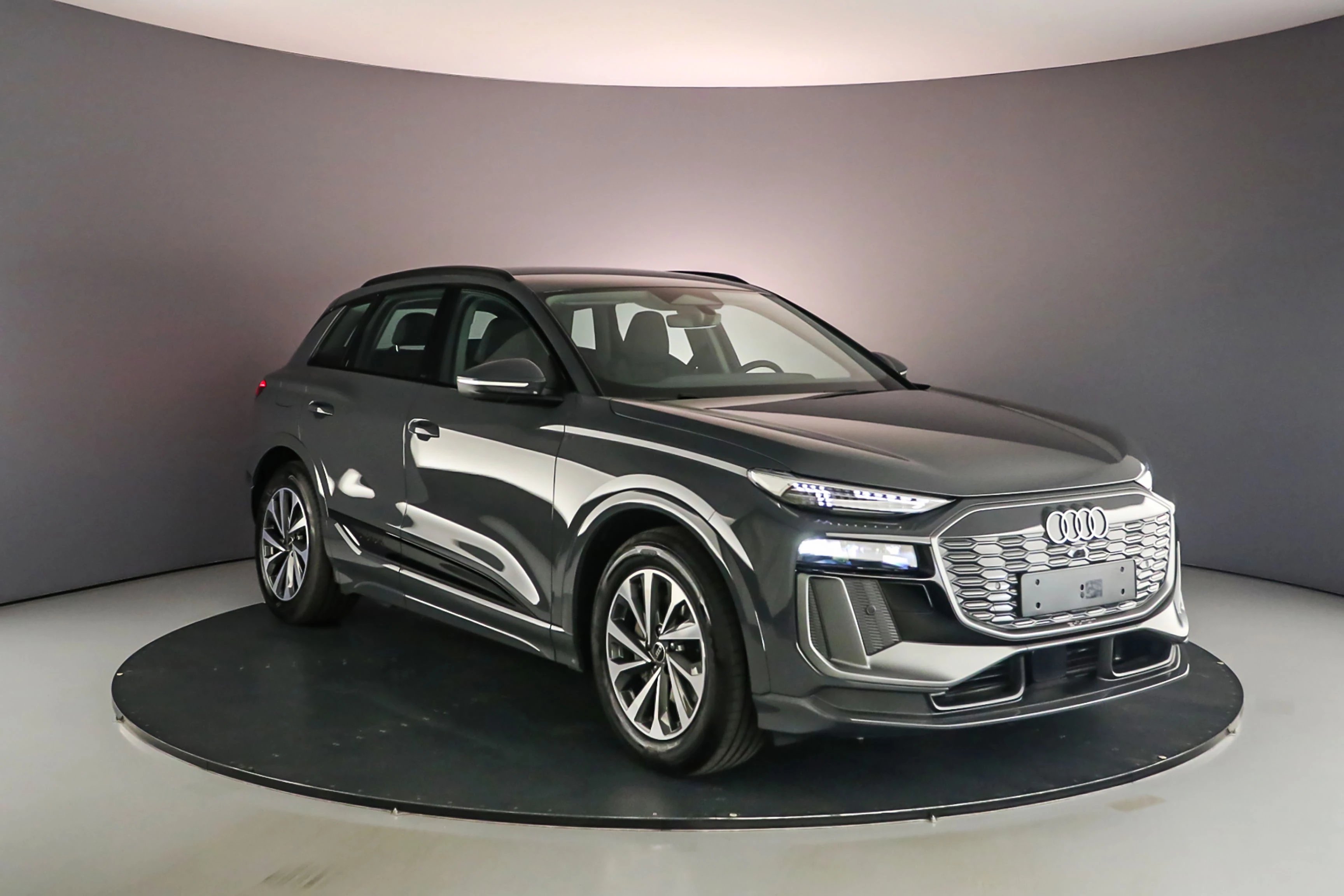 Hoofdafbeelding Audi Q6 e-tron