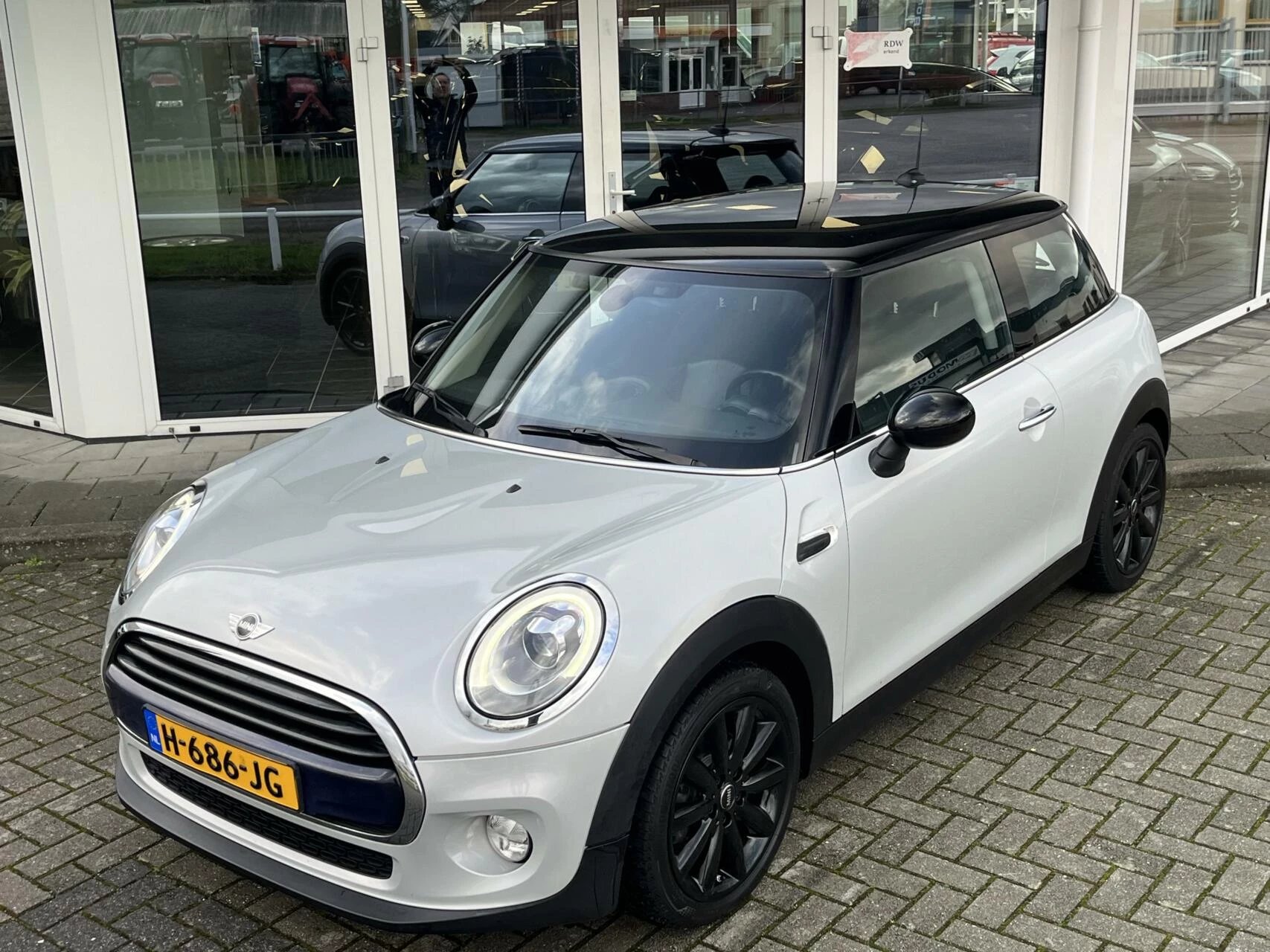 Hoofdafbeelding MINI Cooper