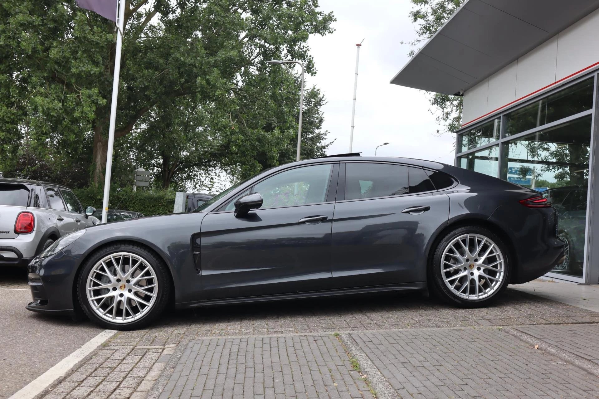 Hoofdafbeelding Porsche Panamera