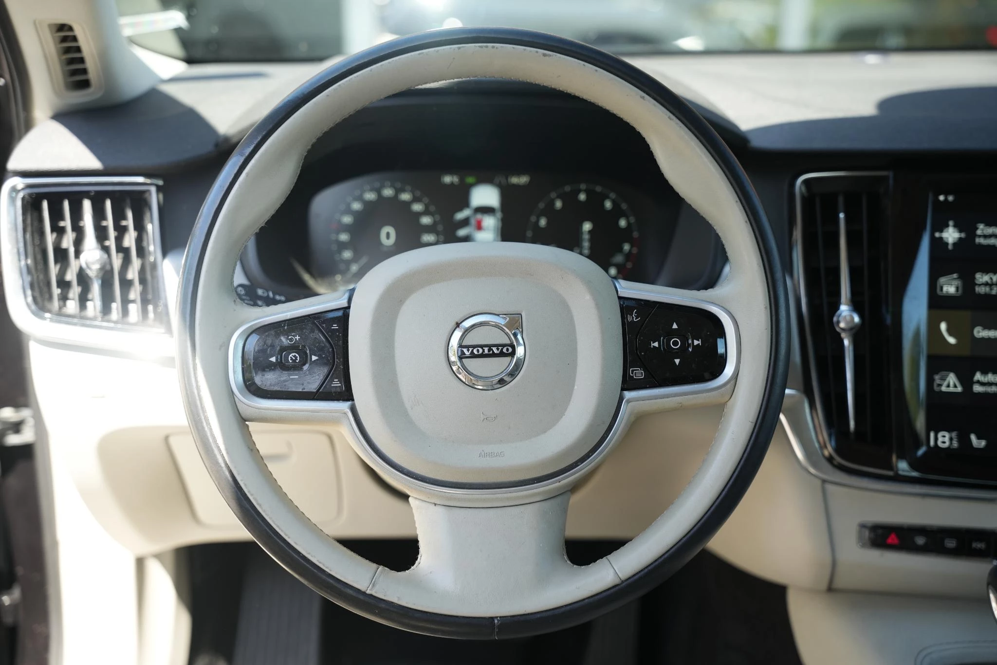 Hoofdafbeelding Volvo V90