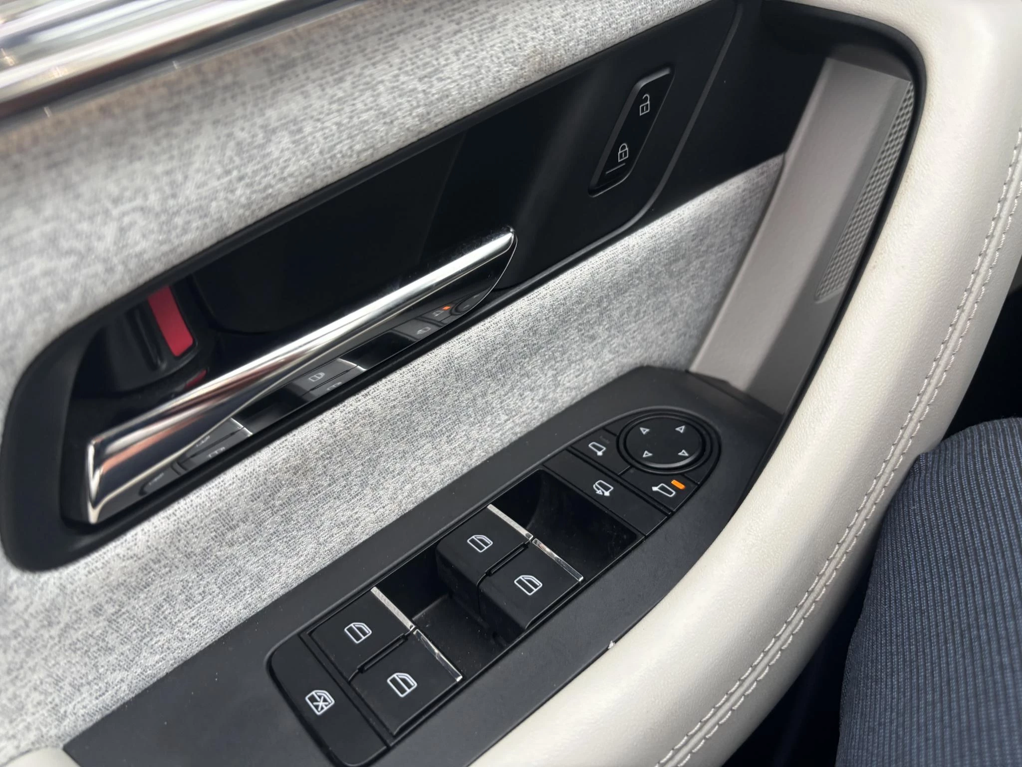 Hoofdafbeelding Mazda CX-60