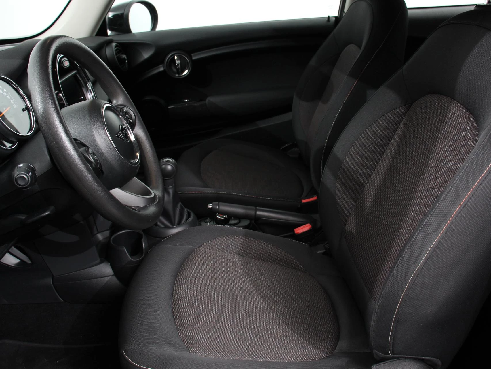 Hoofdafbeelding MINI One