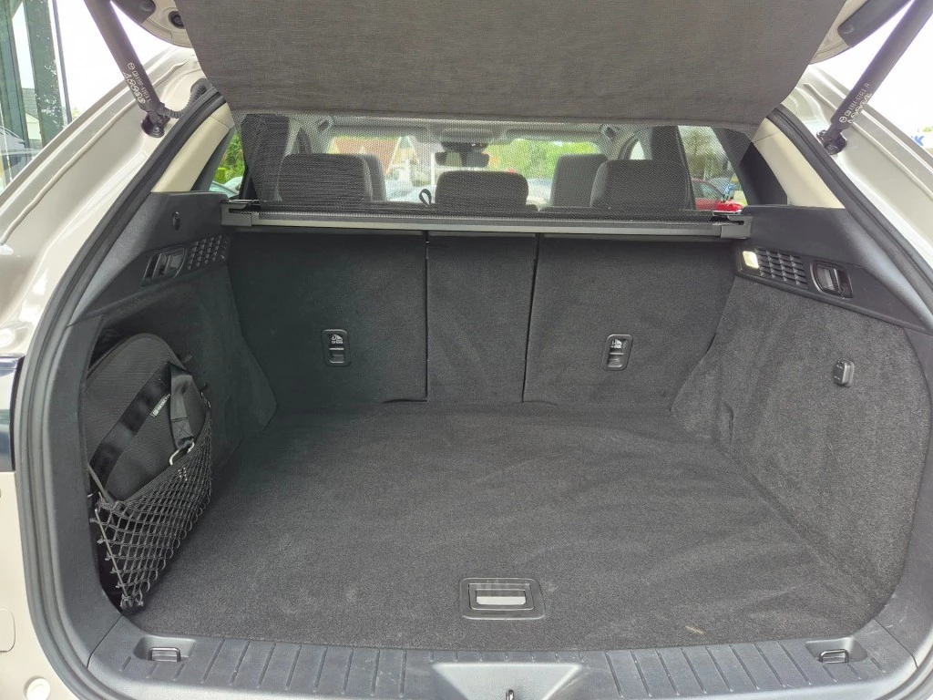 Hoofdafbeelding Mazda CX-60