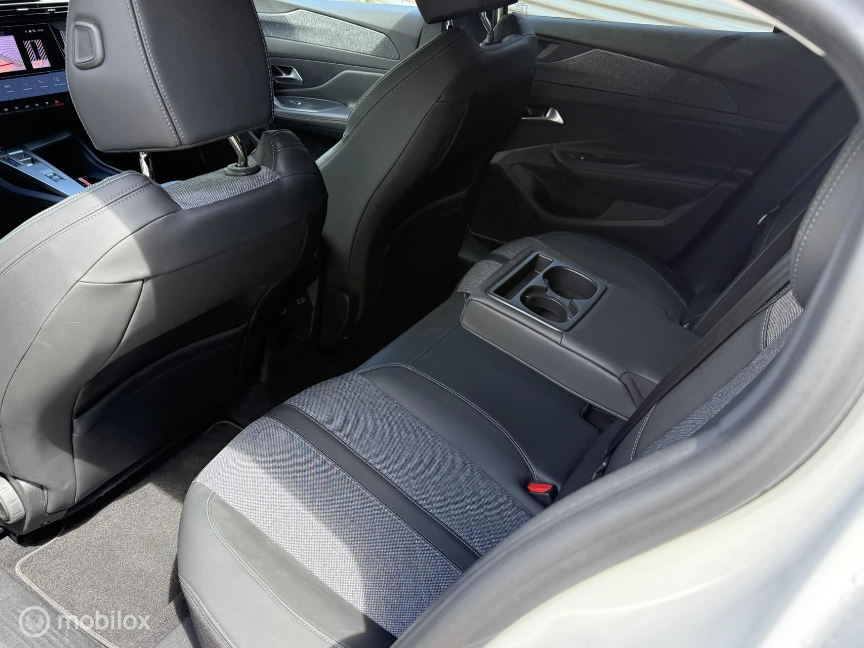 Hoofdafbeelding Peugeot 408