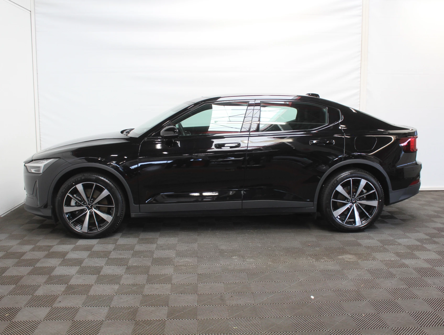 Hoofdafbeelding Polestar 2