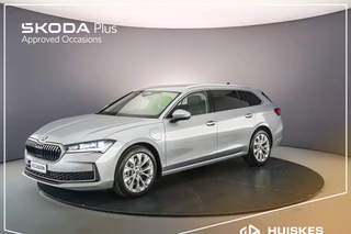 Skoda Superb Business Edition 1.5 TSI PHEV 204pk DSG Automaat Trekhaak, Adaptive cruise control, Verwarmde voorruit, Achteruitrijcamera, Elektrische achterklep, Navigatie