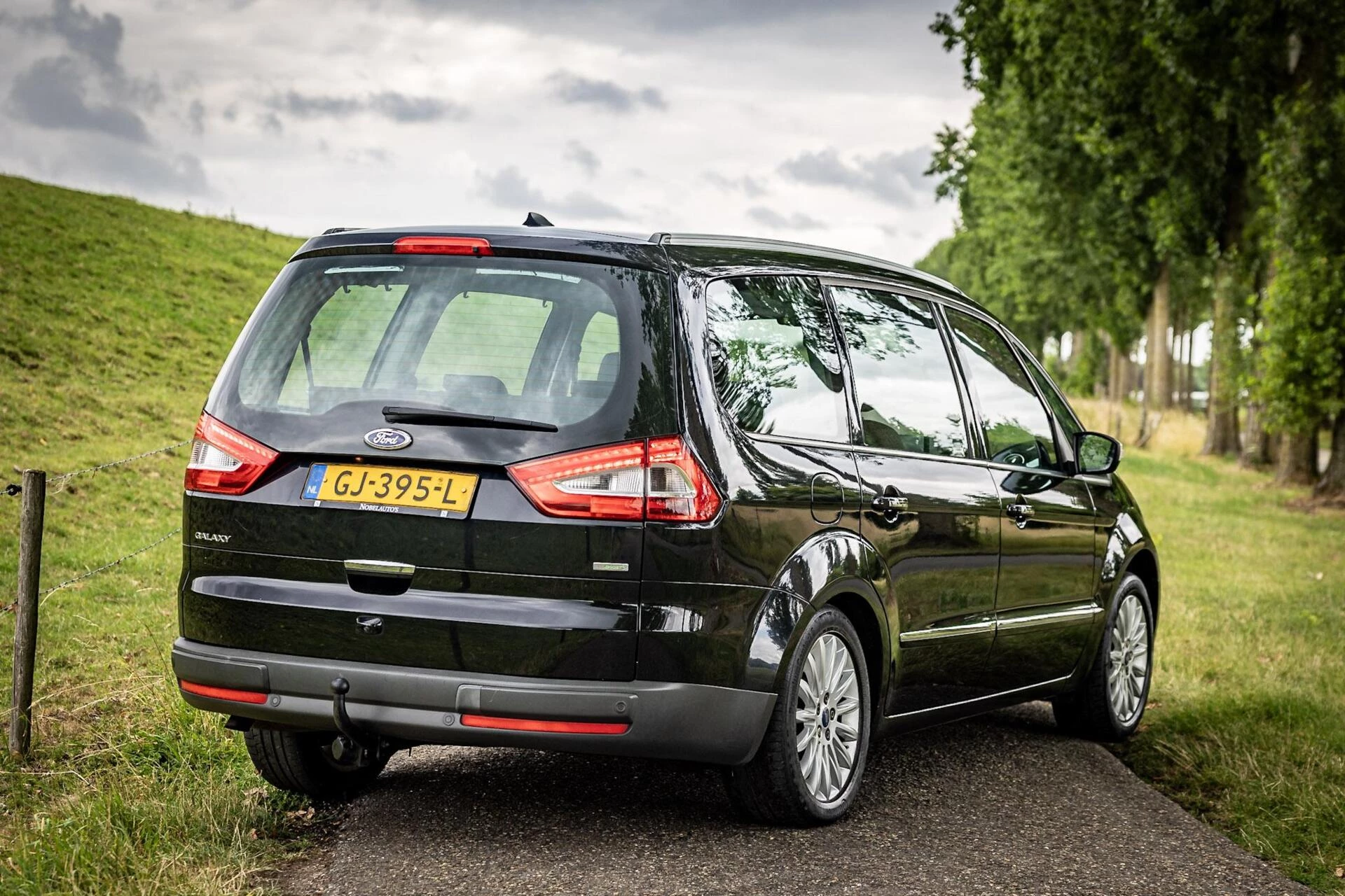 Hoofdafbeelding Ford Galaxy