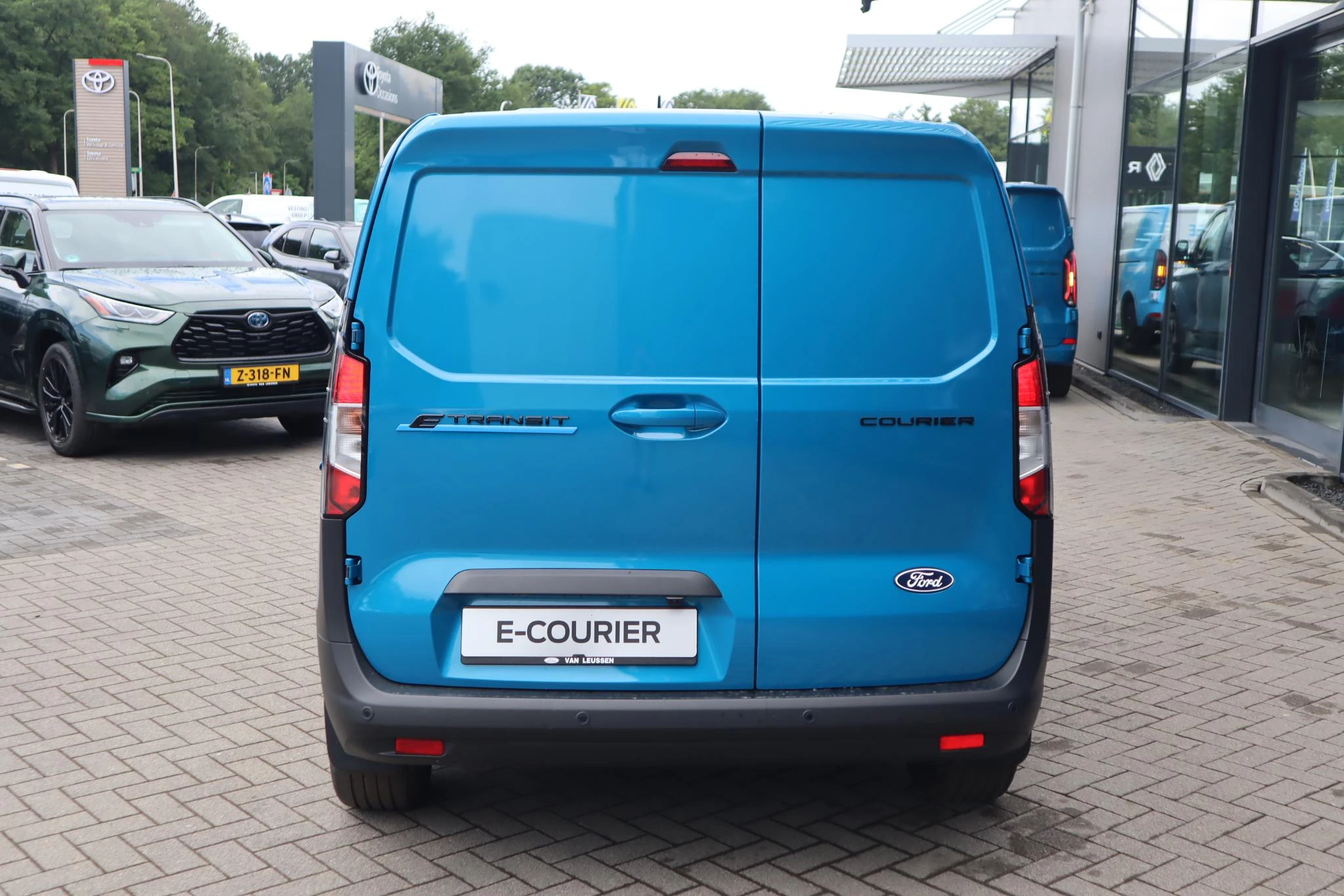 Hoofdafbeelding Ford E-Transit Courier