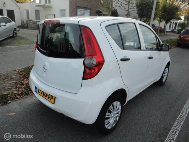 Hoofdafbeelding Opel Agila