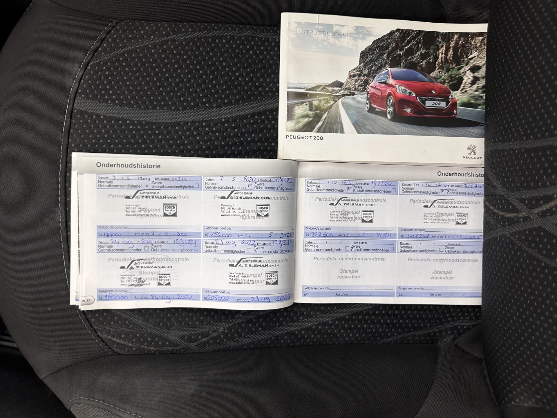 Hoofdafbeelding Peugeot 208