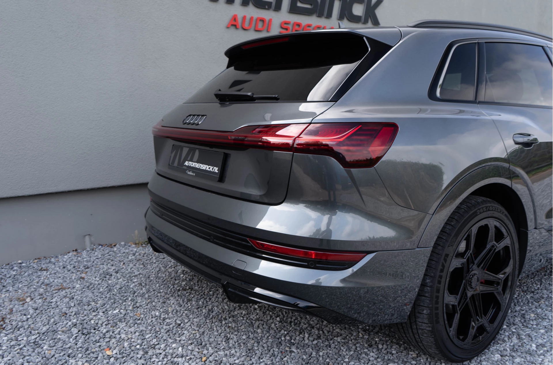 Hoofdafbeelding Audi e-tron