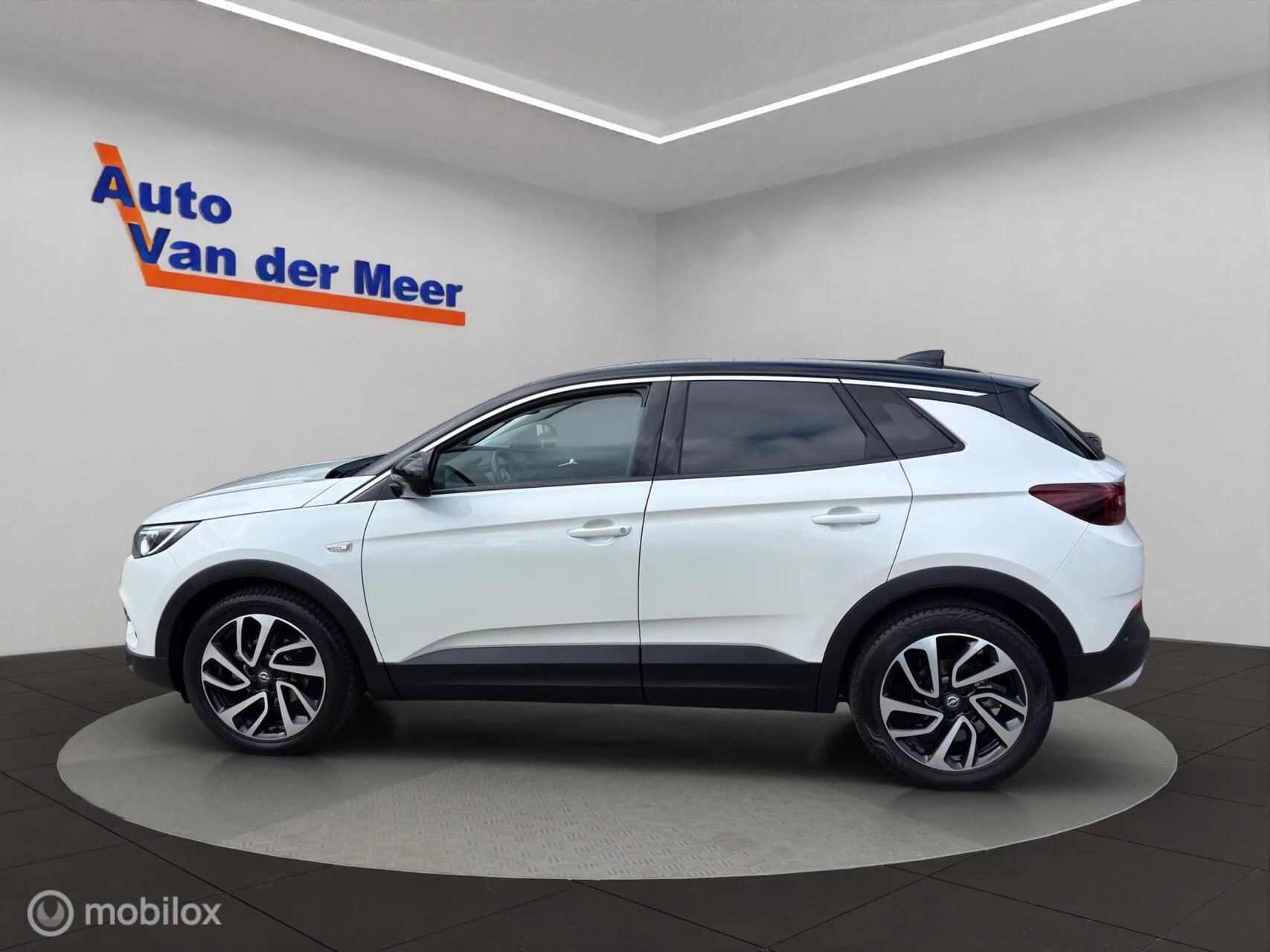 Hoofdafbeelding Opel Grandland X