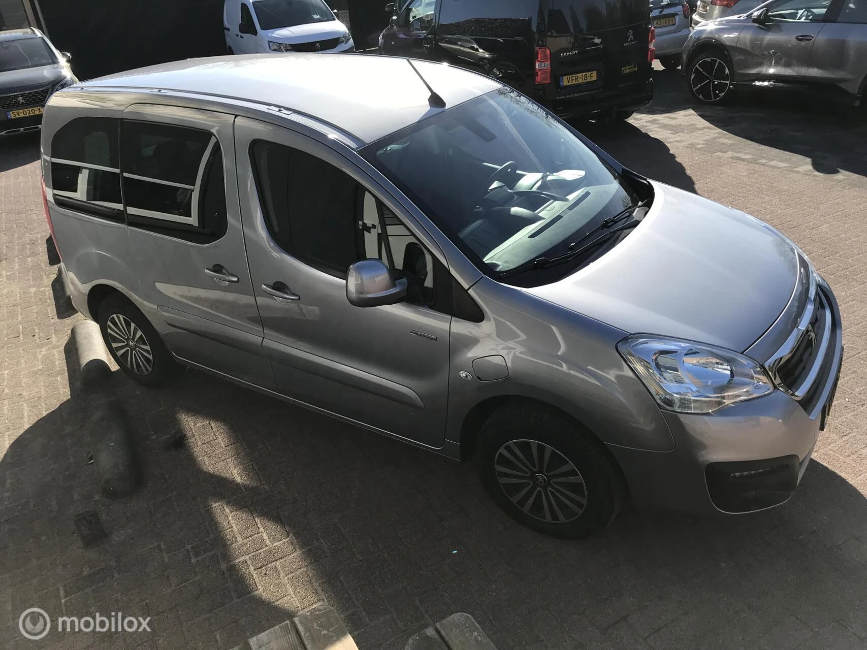 Hoofdafbeelding Peugeot e-Partner