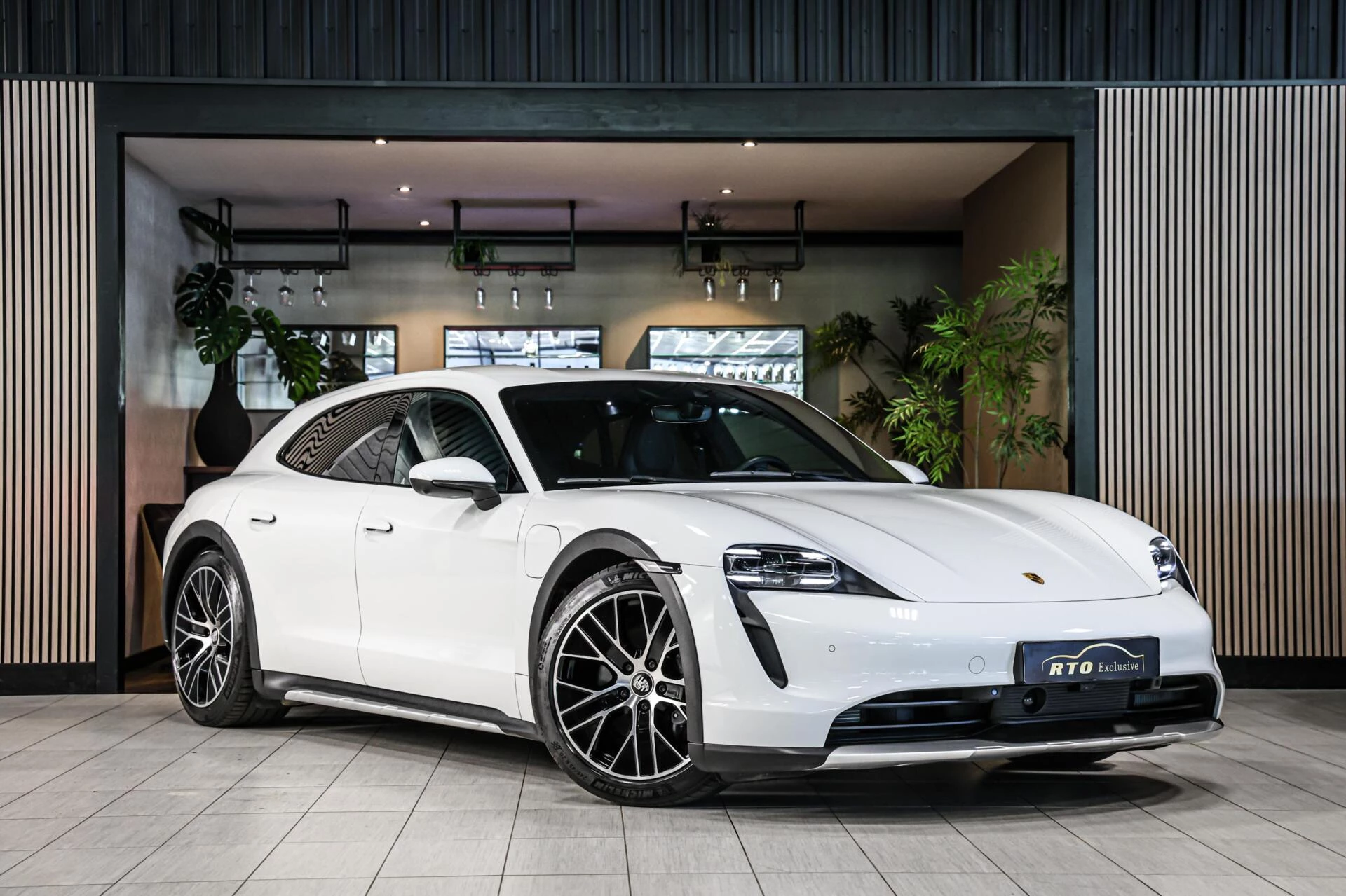 Hoofdafbeelding Porsche Taycan