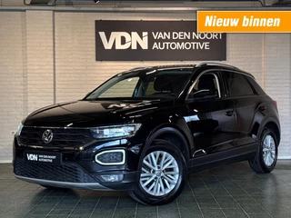 Volkswagen T-Roc 1.0 TSI Style 116pk Navi Carplay Trekhaak Stoelverw 16''