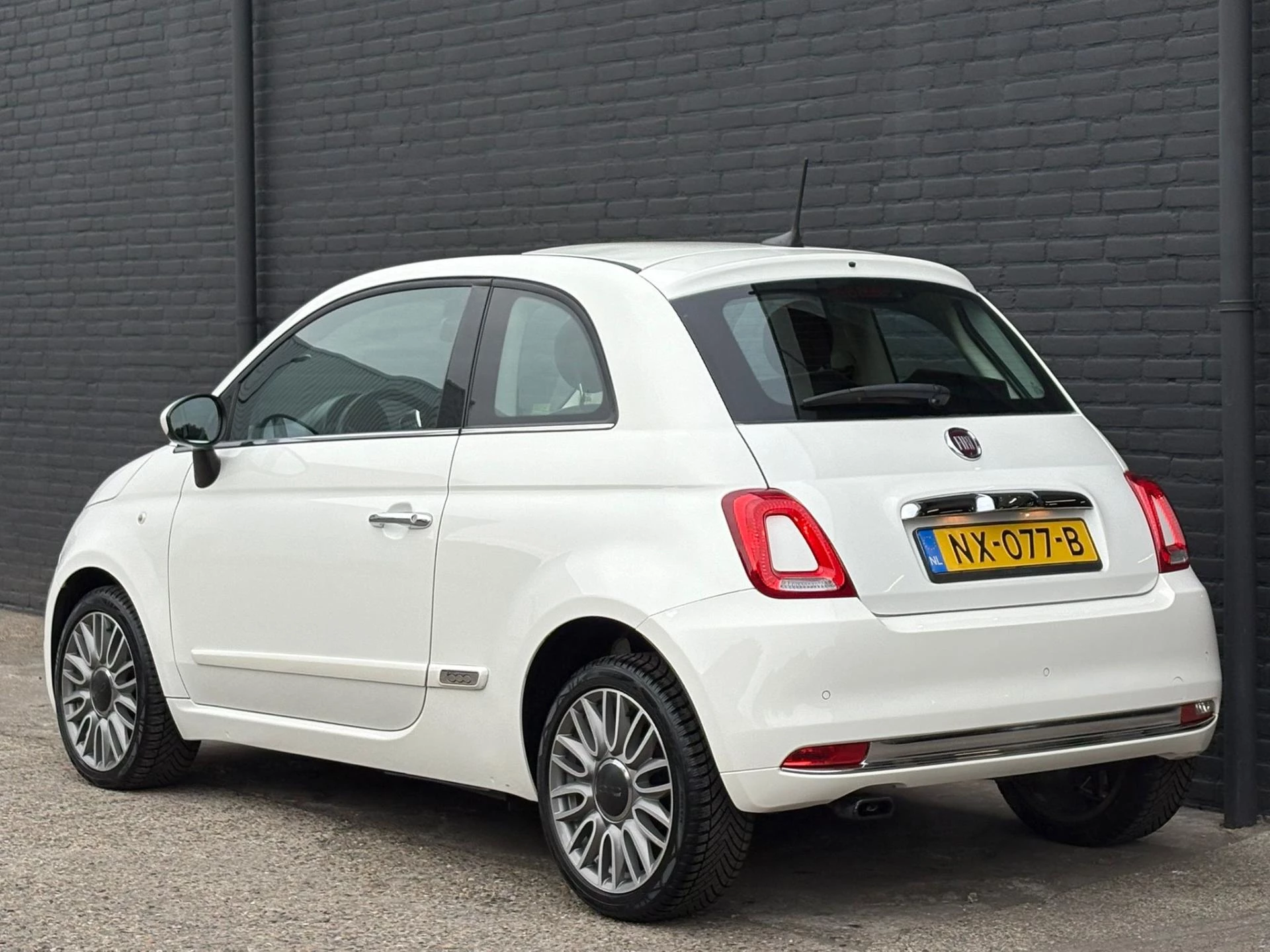 Hoofdafbeelding Fiat 500