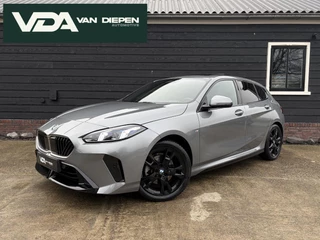 BMW 1-serie 120i M Sport Design Edition - Panorama l H/Kardon l 360cam l HUD l Memory