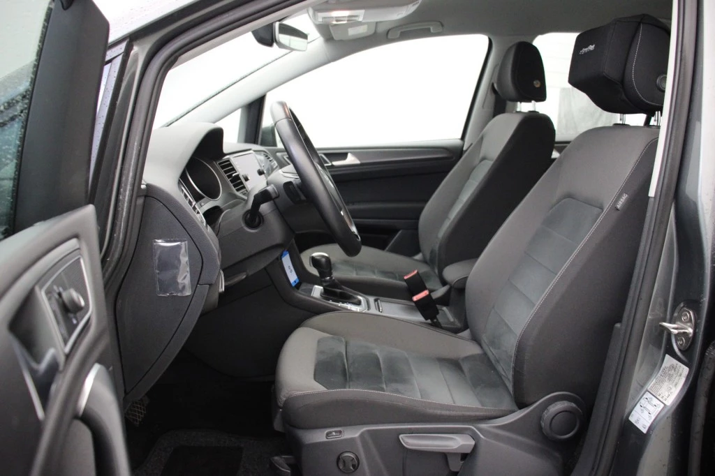 Hoofdafbeelding Volkswagen Golf Sportsvan