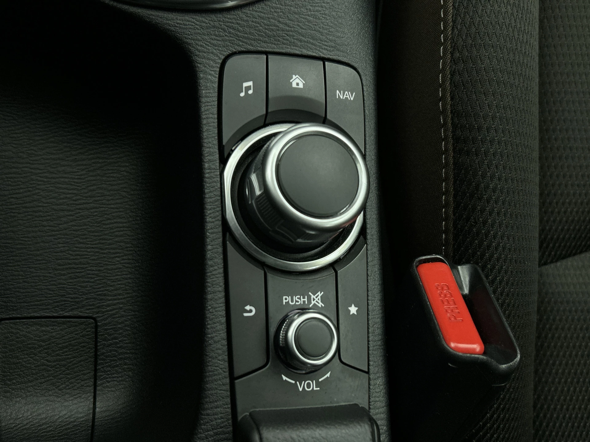 Hoofdafbeelding Mazda 2