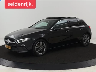 Mercedes-Benz A-klasse 200 Urban | Panoramadak | Carplay |  Stoelverwarming | Burmester Surround | Half leder | Sfeerverlichting | Camera | Navigatie | Full LED | Park Assist | Widescreen