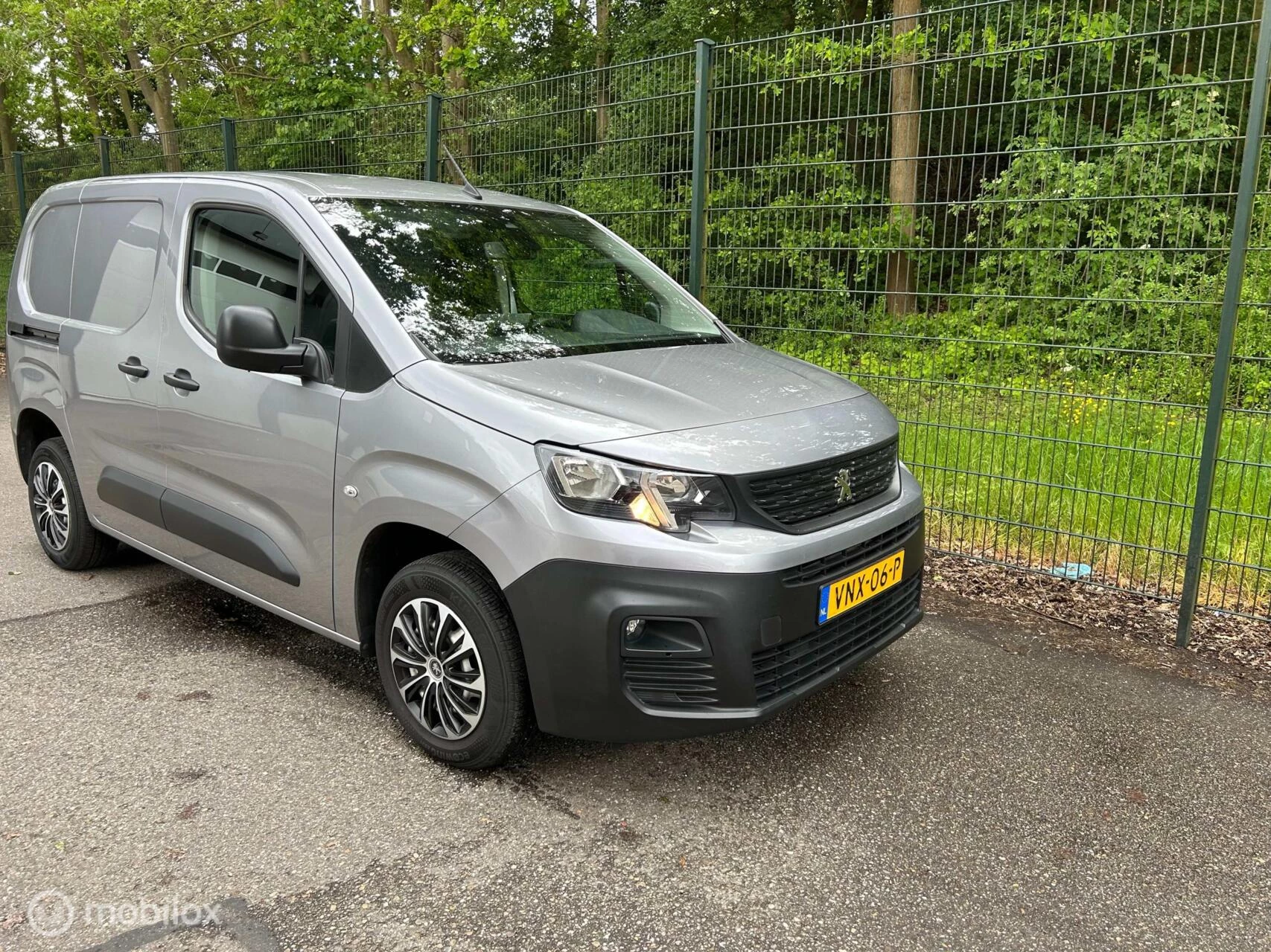 Hoofdafbeelding Peugeot Partner