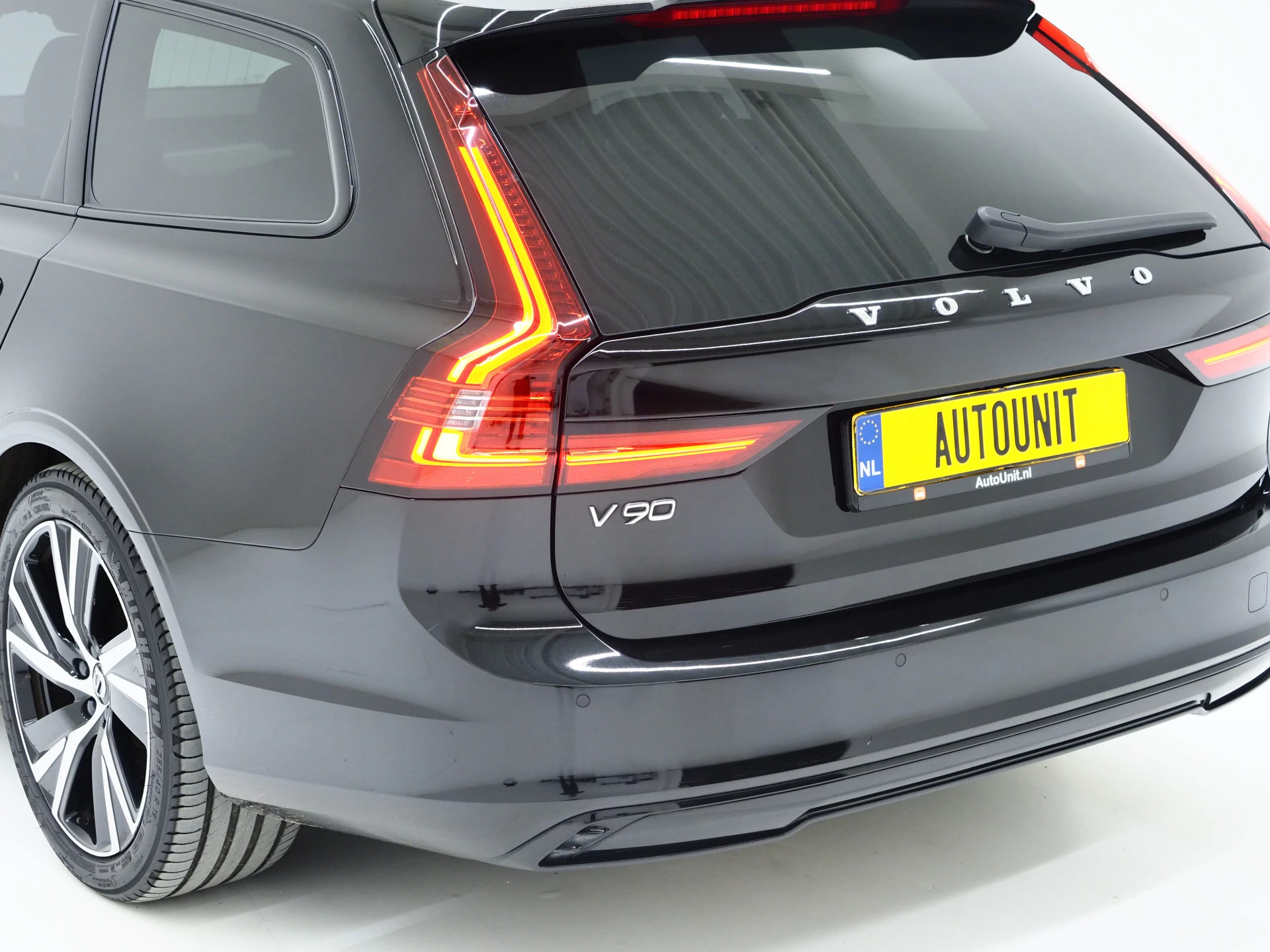 Hoofdafbeelding Volvo V90