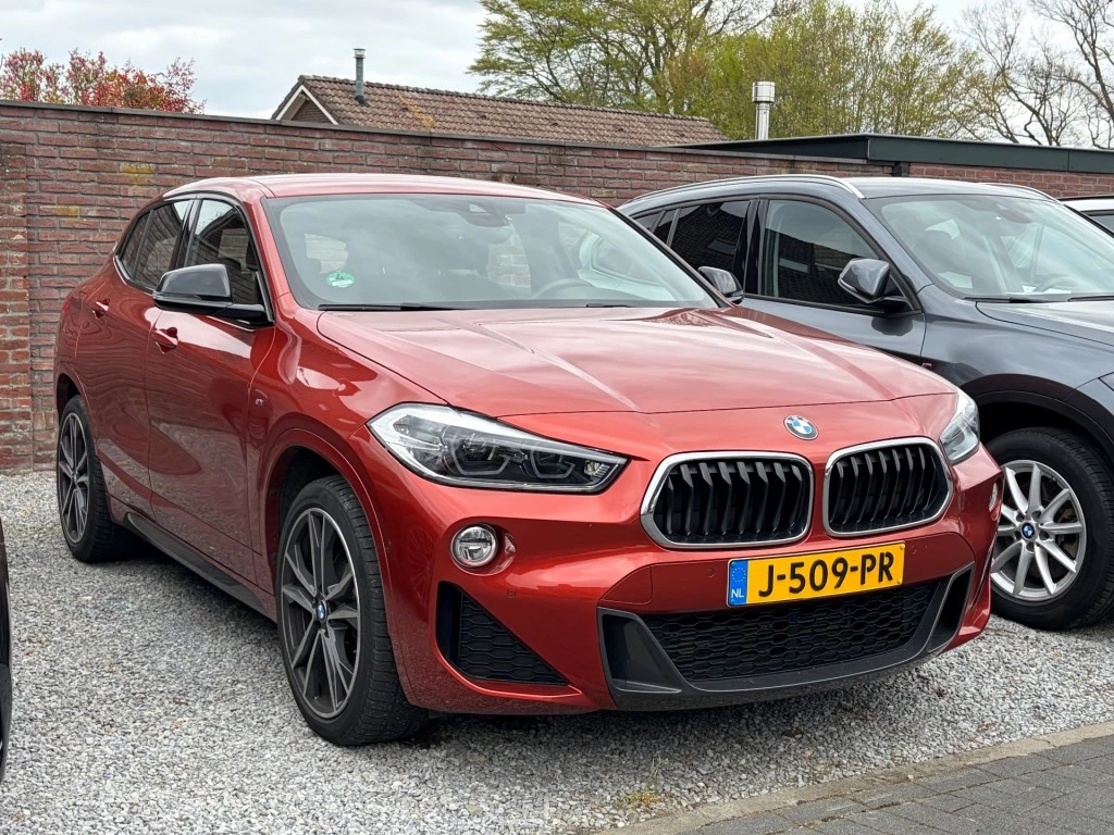 Hoofdafbeelding BMW X2