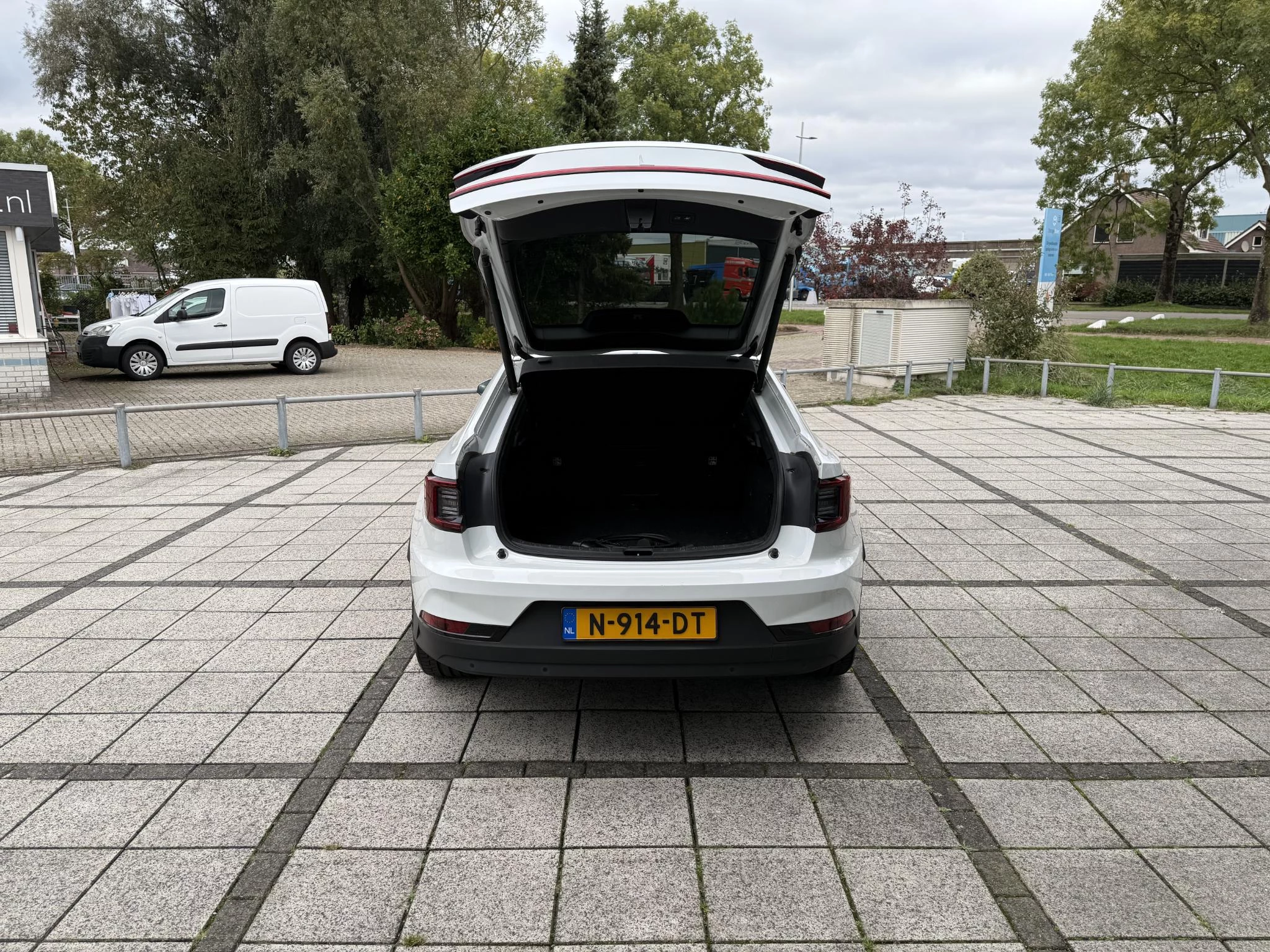 Hoofdafbeelding Polestar 2