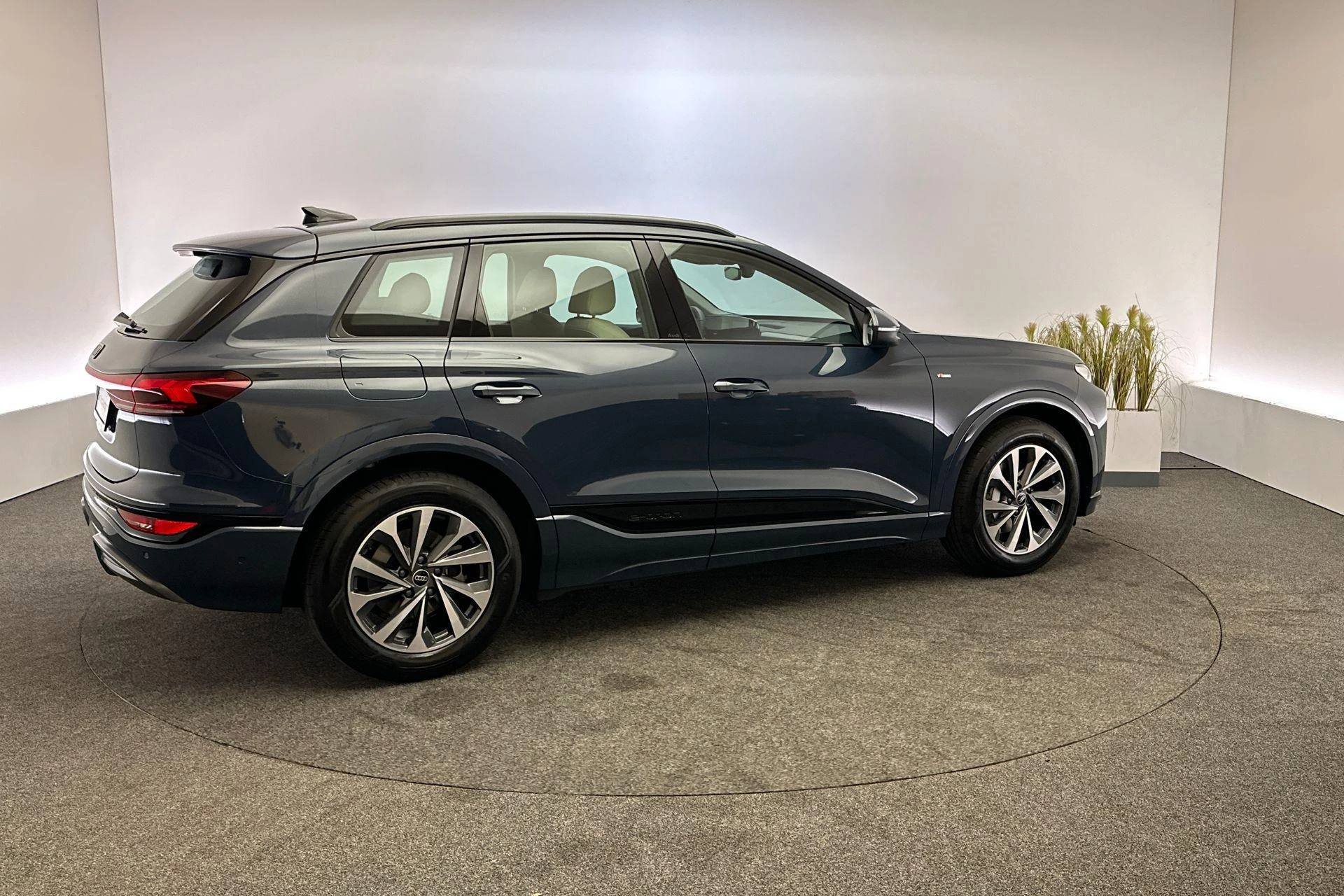 Hoofdafbeelding Audi Q6 e-tron