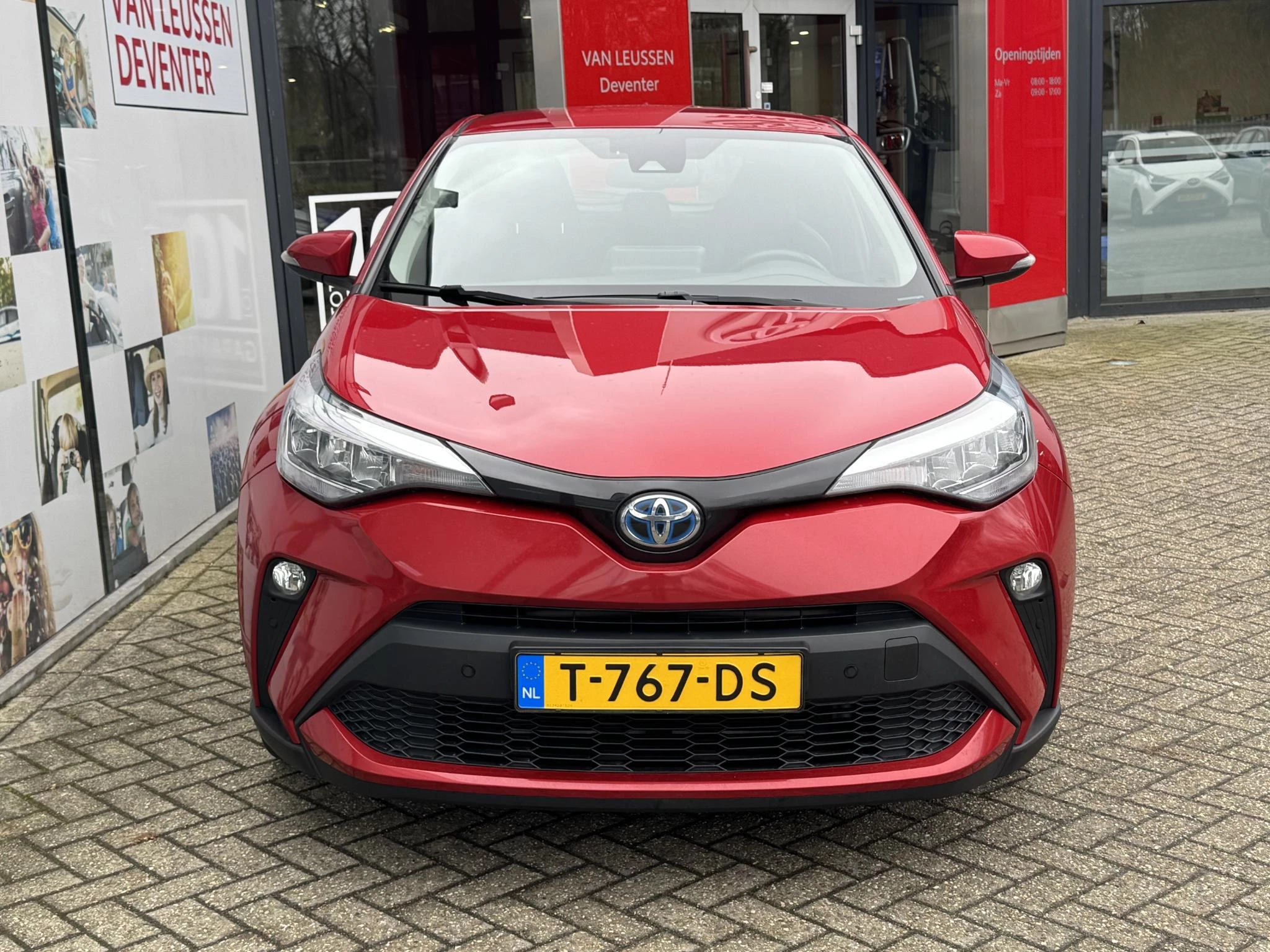 Hoofdafbeelding Toyota C-HR