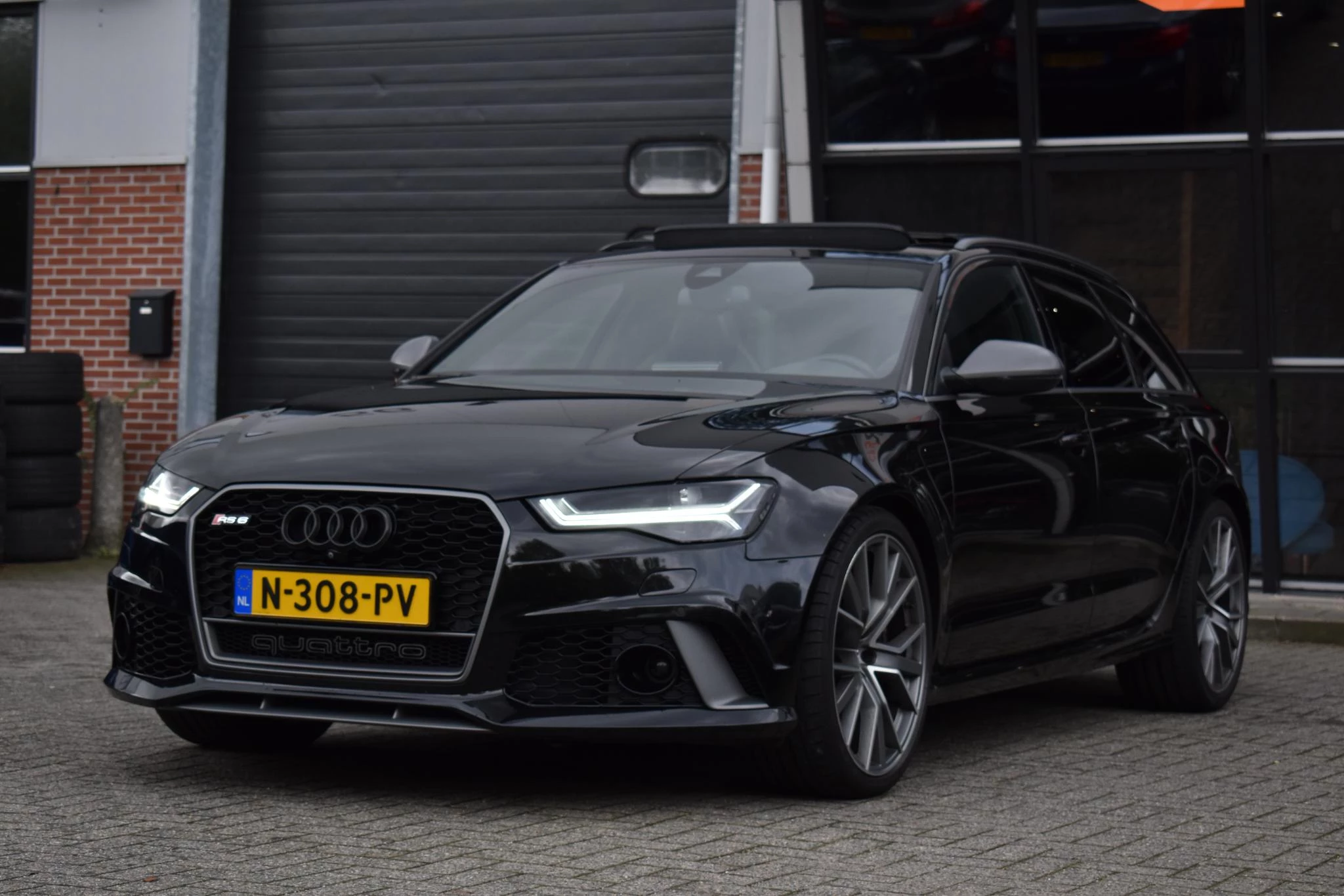 Hoofdafbeelding Audi RS6